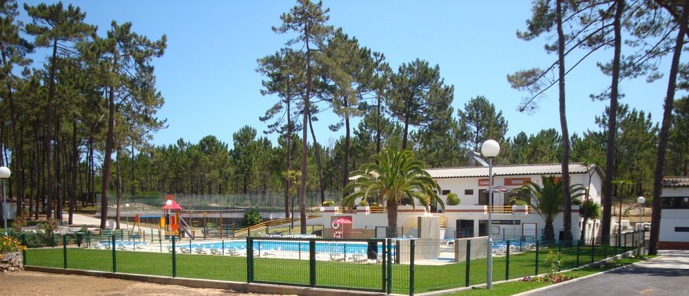 Orbitur Valado Bungalows Caravan Park Hotel Nazare Exterior photo